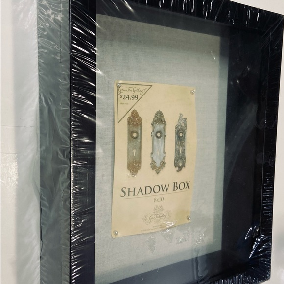 Green Tree Gallery Shadow Box 8”x10” - Picture 5 of 5